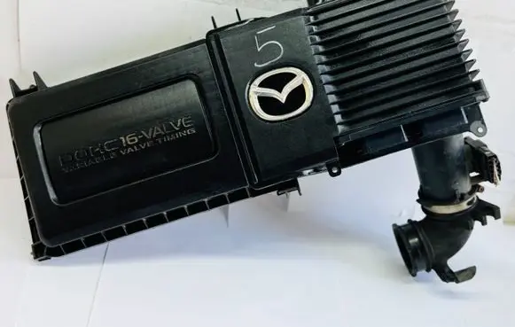 Mazda 3 I Air filter box cover 