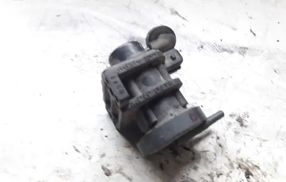 Opel Astra G Vacuum valve 09128022