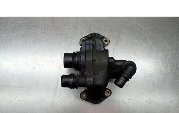 Peugeot 607 Thermostat housing 4U3Q8A586AF