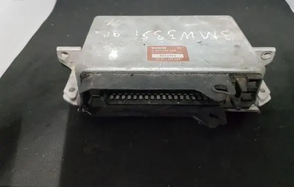 BMW 5 E34 Engine control unit/module 0265106003