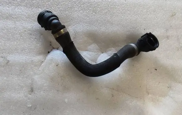BMW X5 F15 Engine coolant pipe/hose
