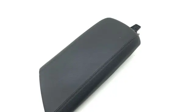Alfa Romeo Giulia Armrest 156133172 01561331720