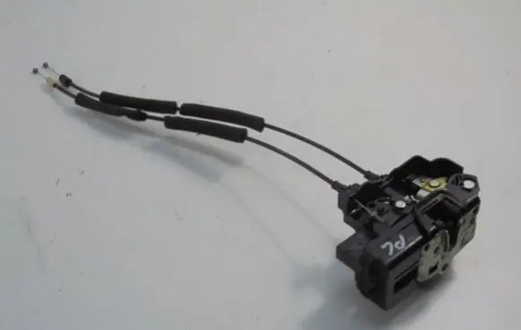 Chevrolet Captiva Front door lock