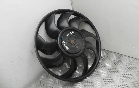 Ford Mustang VI Radiator cooling fan shroud VD19461 DEFEKTAS