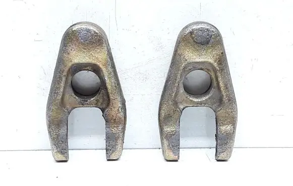 Volvo S40, V40 Fuel Injector clamp holder