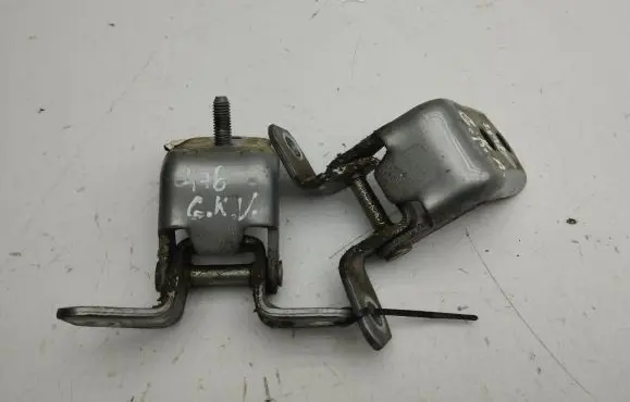 Rear door hinge set