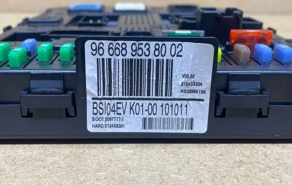 Peugeot 3008 I Comfort/convenience module 9666895380 20977771 212456301