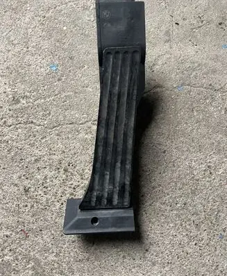 BMW 5 E60 E61 Accelerator throttle pedal 6772645