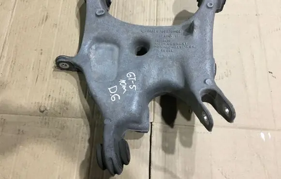 BMW 5 GT F07 Rear upper control arm/wishbone 6780072