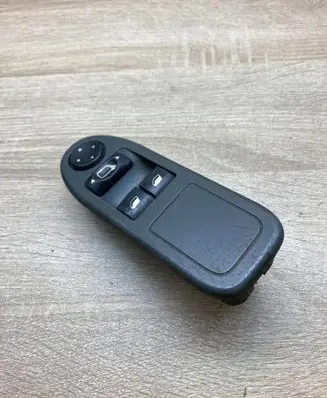 Citroen C5 Electric window control switch 96326944ZJ