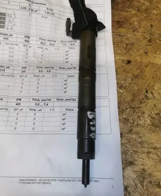 Toyota Auris E180 Fuel injector 236700W020 130309 0445116