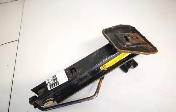 Ford Mondeo MK II Lift Jack 93BB17080CD 93BB-17080-CD
