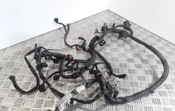 Nissan Tiida C11 Engine installation wiring loom