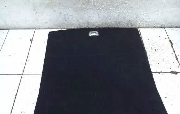 Trunk/boot floor carpet liner