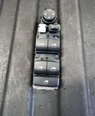 BMW 5 F10 F11 Electric window control switch 9169692