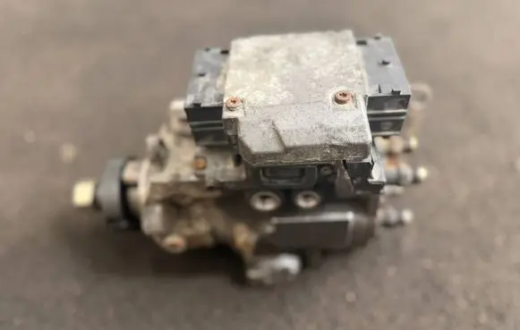 Opel Signum Fuel injection high pressure pump 0470504215 818781 55351757