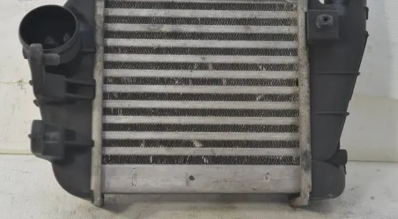 Audi A4 S4 B7 8E 8H Intercooler radiator 8E0145805R