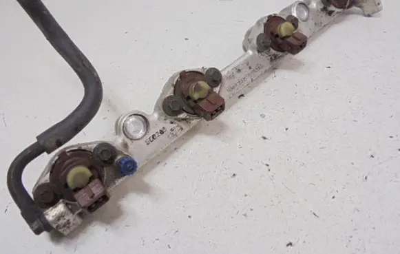 Ford Scorpio Fuel injector 958F-B2A
