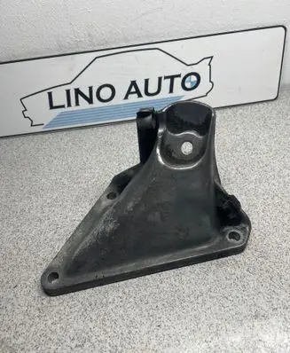 BMW 5 E60 E61 Engine mounting bracket 6761149 22116761149
