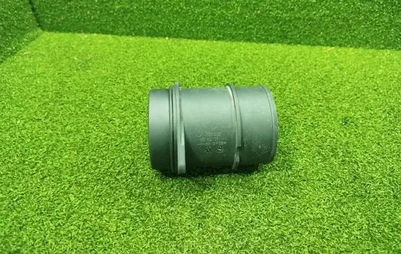 Renault Master III Mass air flow meter 165765213R H23025