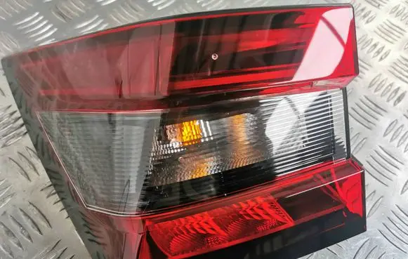 Nissan Juke II F16 Rear/tail lights 265556PA0A