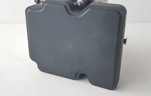 Nissan X-Trail T32 ABS Pump 476604CC1A 269829 7011010080