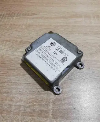 Volkswagen PASSAT B5 Airbag control unit/module 1J0909607