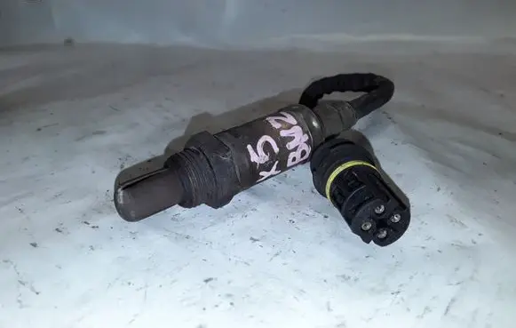 BMW 5 E60 E61 Lambda probe sensor 17420509 0258003477