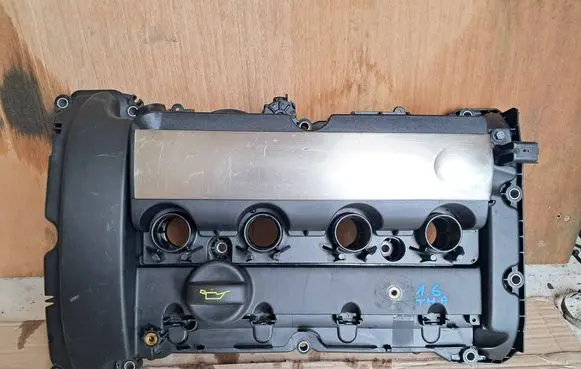 Peugeot RCZ Rocker cam cover V758590780