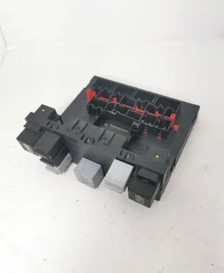 Volkswagen PASSAT B6 Comfort/convenience module 3C8937049E F005V00745
