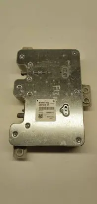 BMW 6 F12 F13 Aerial antenna amplifier 6957348 13600211
