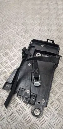 Volvo XC40 Battery box tray 32132919