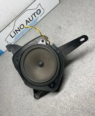 BMW 3 E46 Parcel shelf speaker 8381561