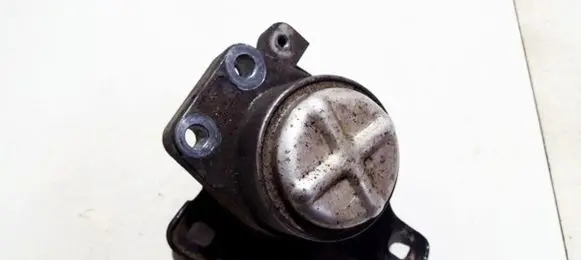 Ford Mondeo Mk III Engine mount bracket 6542hl815m20
