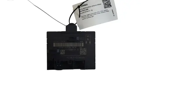 Audi A3 S3 8V Door control unit/module 5Q0959595B