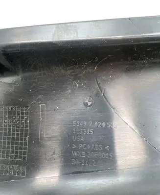BMW X4 G02 (D)pillar trim (top) 7424535