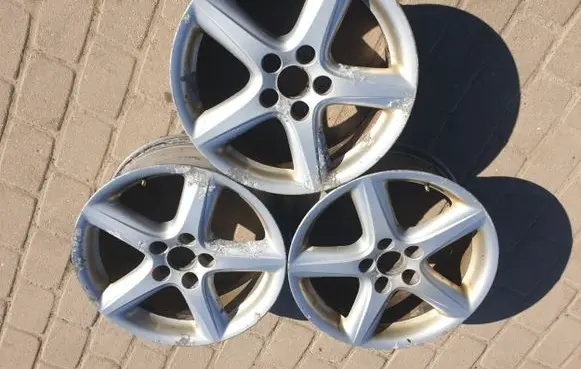Toyota Corolla Verso AR10 R17 alloy rim 426110F080A