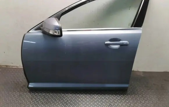 Jaguar XF Front door 9988629954