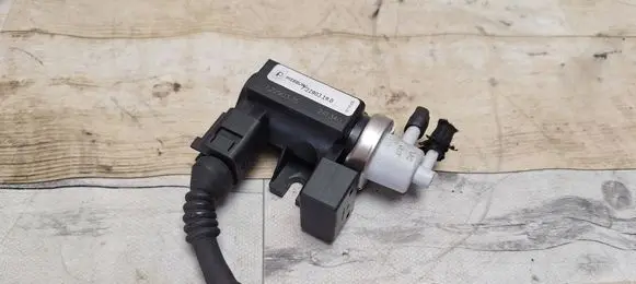 Audi A6 S6 C5 4B Turbo solenoid valve 722903190 24T340 72290335