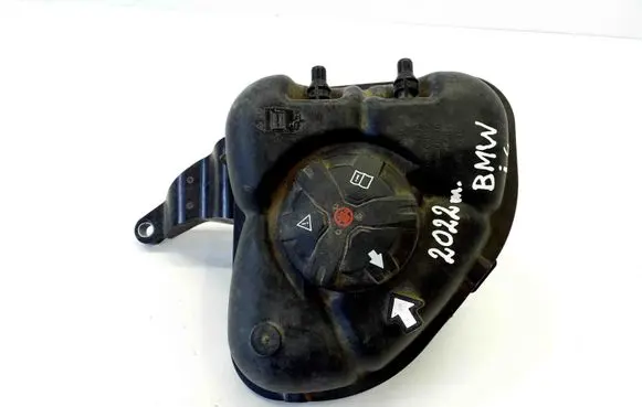 BMW i4 Coolant expansion tank/reservoir 7925641