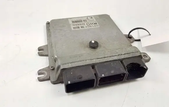 Infiniti Q50 Engine control unit/module ECU 095802 HYBRID