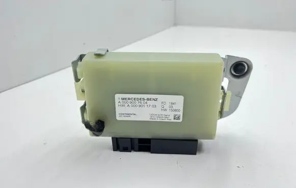 Mercedes-Benz C W205 Reducing agents exhaust control unit A0009007604 A2C18228000 A0009011703