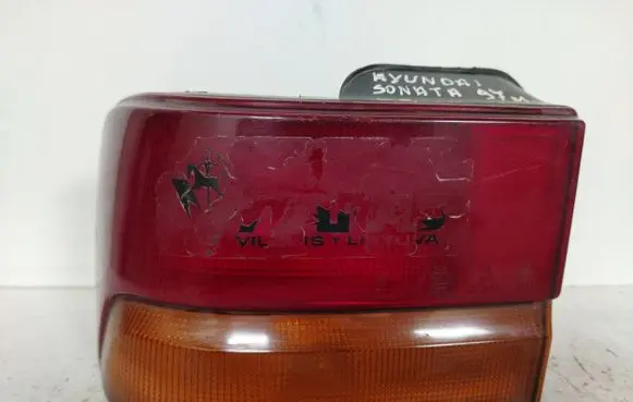 Hyundai Sonata Rear/tail lights 023509