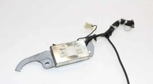 Lexus LS 430 Aerial antenna amplifier 8610150410