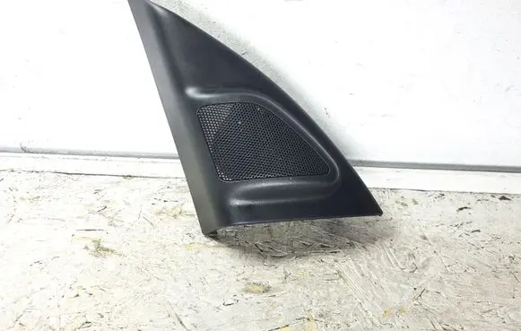 Volvo V70 Front door high frequency speaker 30781067