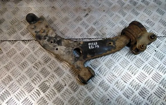Ford Focus Front lower control arm/wishbone