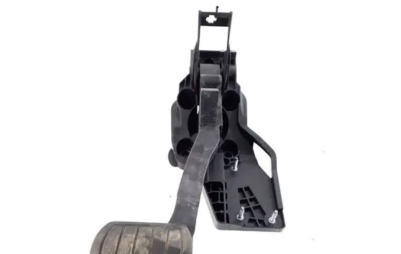 Peugeot 408 P54 Brake pedal 9832495680