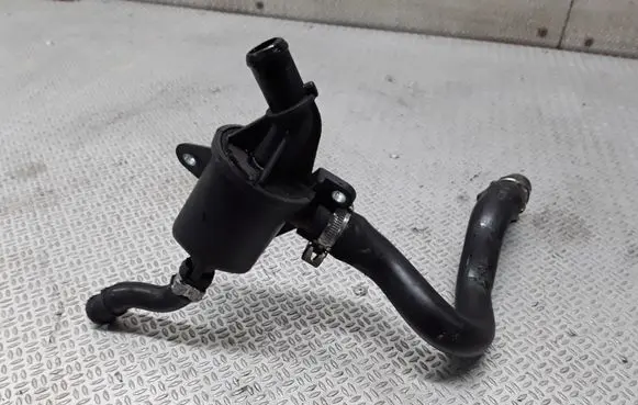 Breather/breather pipe/hose