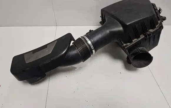 BMW 6 E63 E64 Air filter box 7567203 7533931