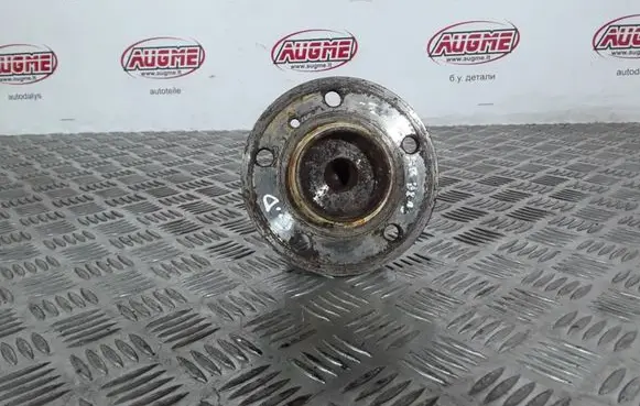 Mercedes-Benz B W245 Rear wheel hub